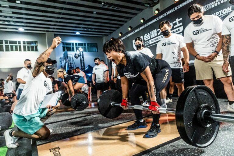 DOMESTIC DIVISION TOP THREE FINALIST - 挑戰自己妳就是台灣大力士 Challenge Yourself, and You Can Become a Taiwanese Strongman